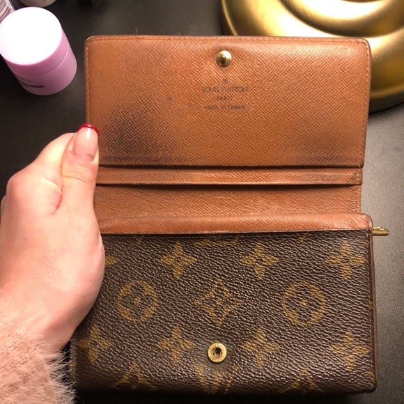 LV wallet - Picture 3 of 4